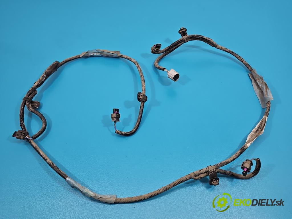 Toyota Auris II 2012-2018 1.8 hybrid 99 hp automatic 73 kW 1798 cm3 5- Balíček: nárazníku zadní 8218202100B