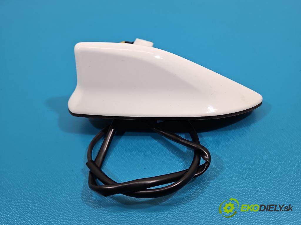 Toyota Auris II 2012-2018 1.8 hybrid 99 HP automatic 73 kW 1798 cm3 5- Antena V3-10838C