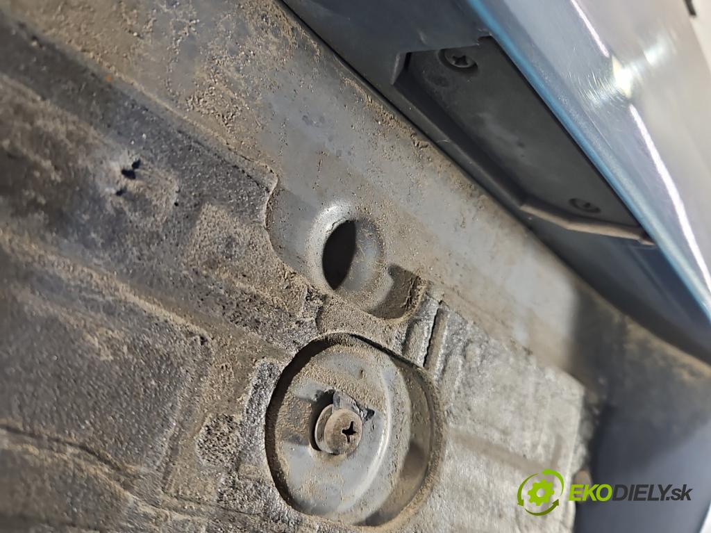 Ford C-Max I 2003-2010 1.8 tdci 116 hp manual 85 kW 1753 cm3 5- zadní kufrové dveře  (Zadní kapota (kufr))