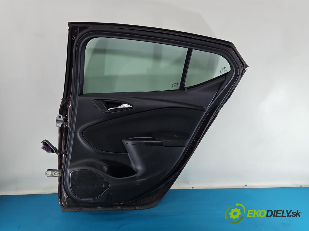 Opel Astra V  2015-2022 1.4 T 125 HP manual 92 kW 1399 cm3 5- dvere zadné pravé  (Kľučka dverí ostatné)