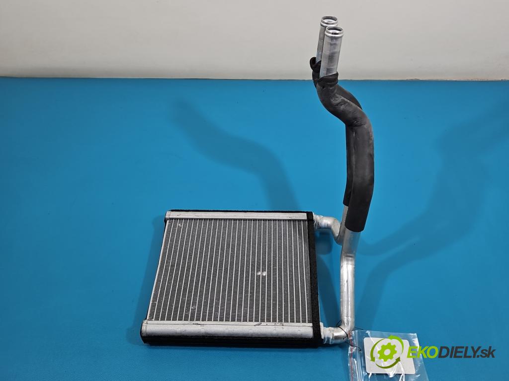 Kia Ceed III 2018- 1.5 160 hp automatic 117.5 kW 1482 cm3 5- radiátor  (Radiátor topení)