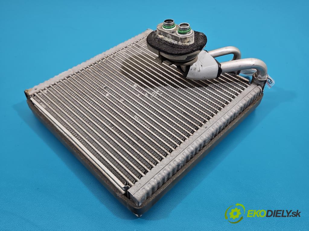 Kia Ceed III 2018- 1.5 160 hp automatic 117.5 kW 1482 cm3 5- radiátor  (Radiátor topení)