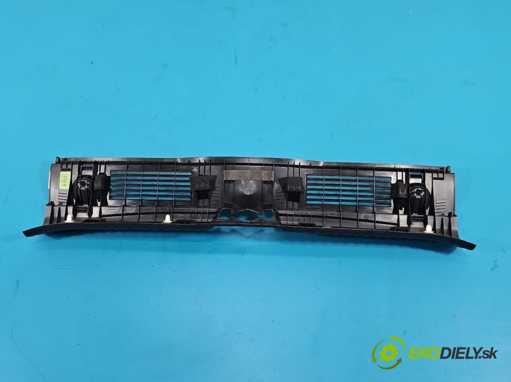 Kia Ceed III 2018- 1.5 160 HP automatic 117.5 kW 1482 cm3 5- kryt plast 85771-J7100