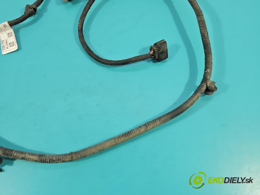 Kia Ceed III 2018- 1.5 160 HP automatic 117.5 kW 1482 cm3 5- Zväzok: kufrové dvere zadné 91880-J7030