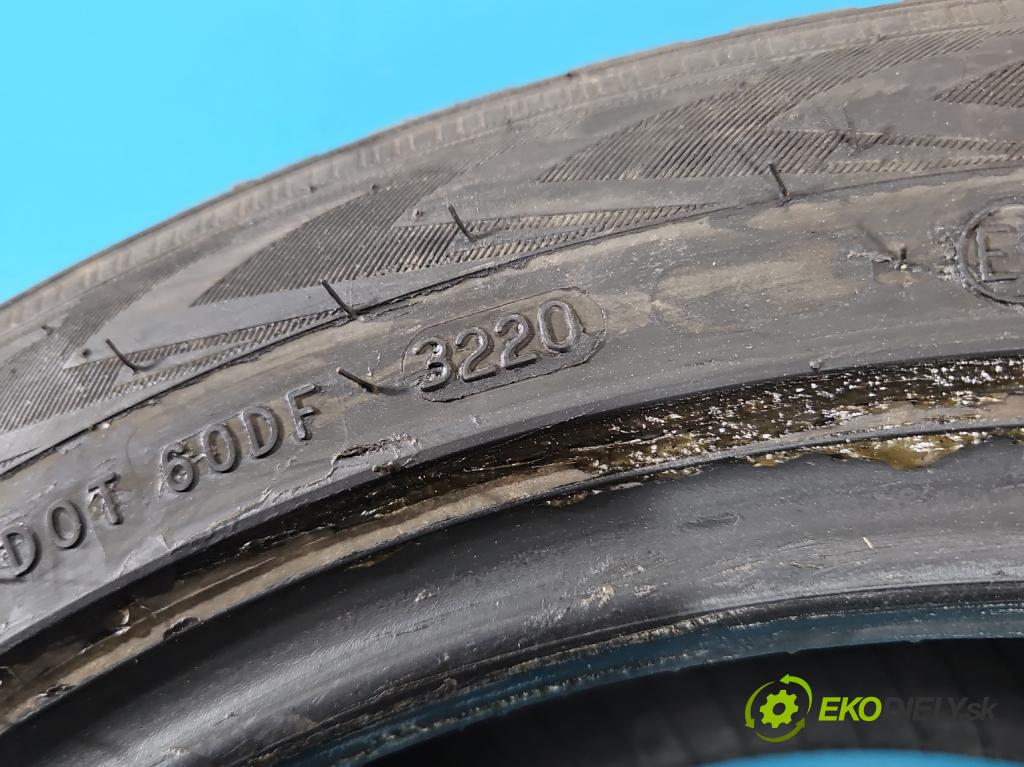 Toyota Auris II 2012-2018 1.8 hybrid 99 hp automatic 73 kW 1798 cm3 5- pneumatiky: zimní para