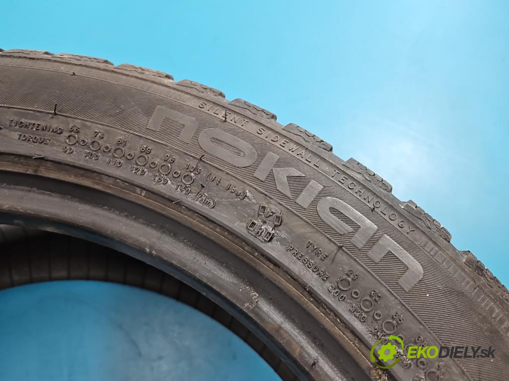 Toyota Auris II 2012-2018 1.8 hybrid 99 hp automatic 73 kW 1798 cm3 5- pneumatiky: zimní para