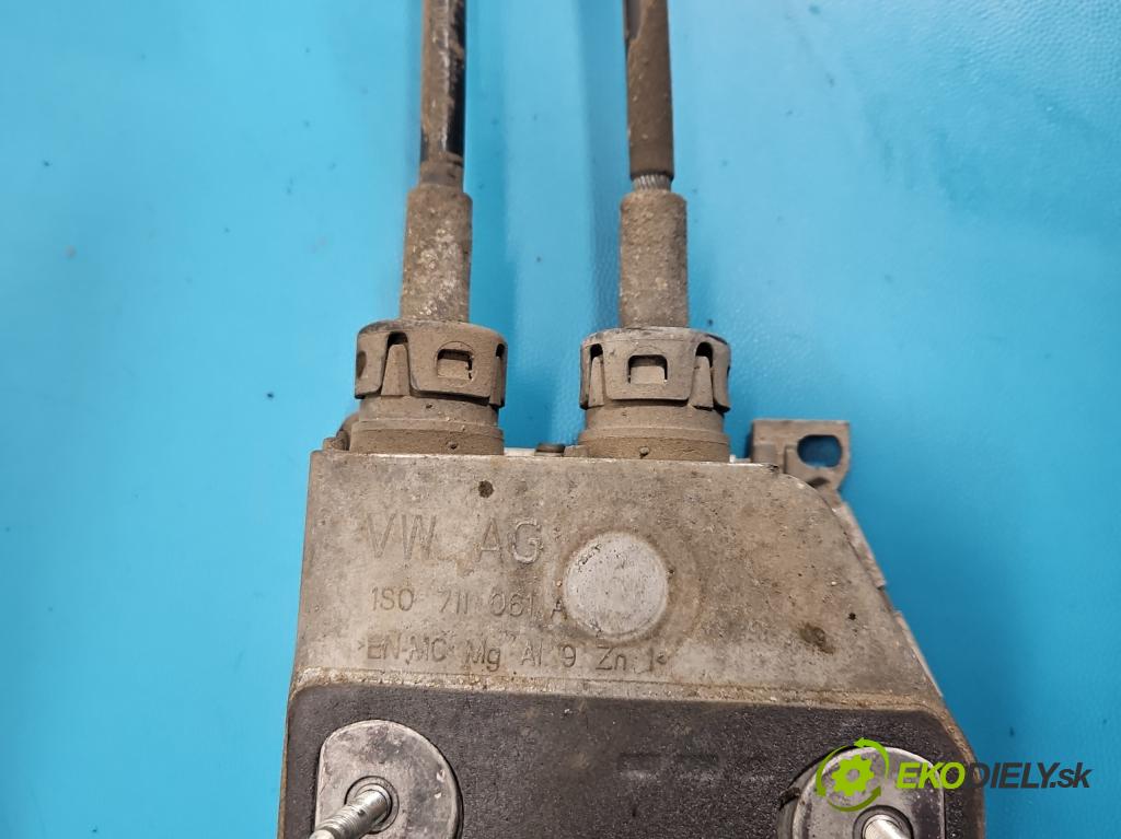 Skoda Citigo 2011-2019 1.0 MPI 60 HP manual 44 kW 999 cm3 5- Páka: Změny: stupeň,rýchlosť 1S0711049B (Rýchlostná páka (kulisa))