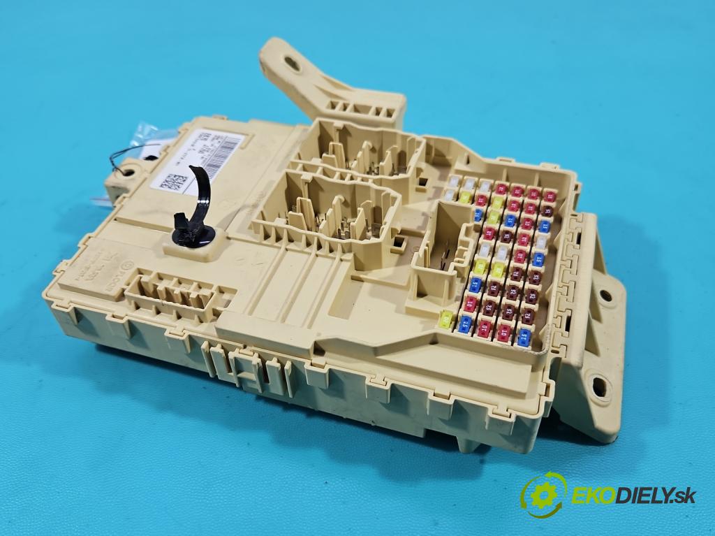 Kia Ceed III 2018- 1.5 160 hp automatic 117.5 kW 1482 cm3 5- skříňka pojistková 91953-J7700 (Pojistková skříňka)