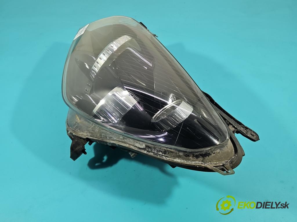 Opel Astra III 2004-2014 1.8 16V 125 HP automatic 92 kW 1796 cm3 5- Reflektor: ľavý  (Kľučka dverí ostatné)