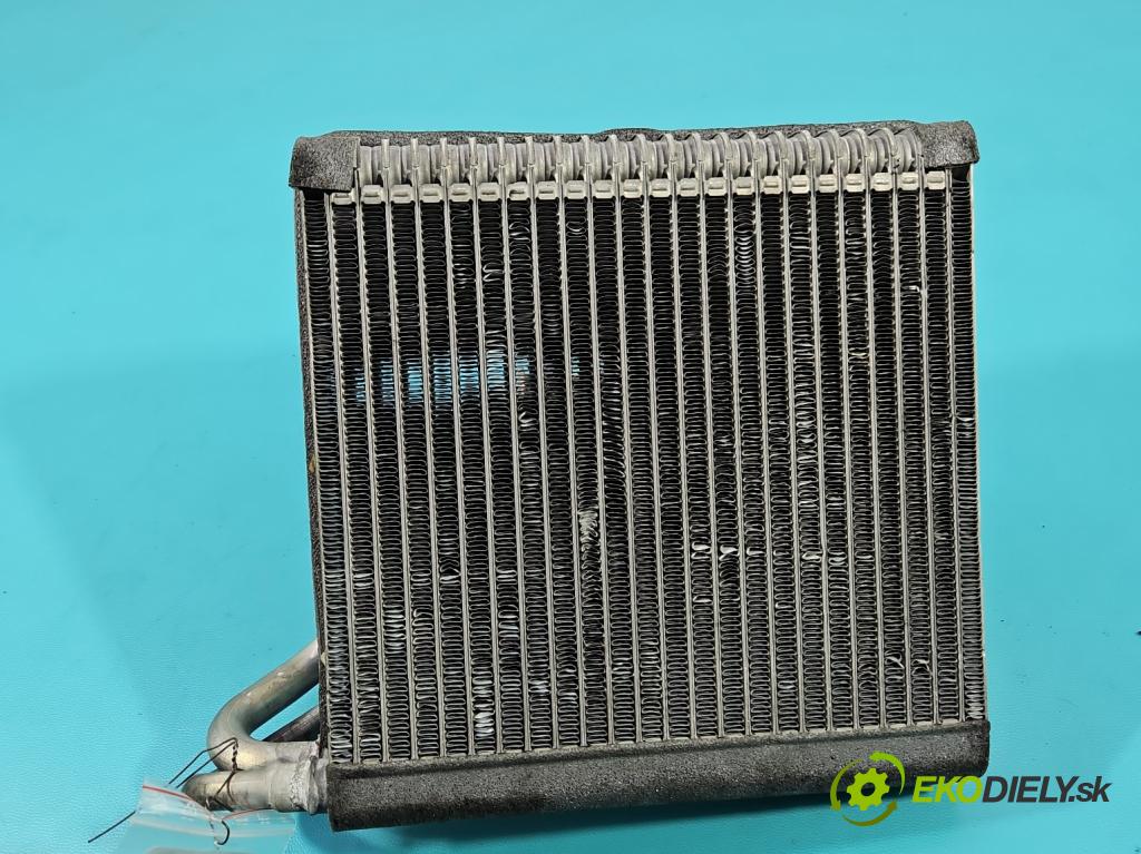 Skoda Citigo 2011-2019 1.0 MPI 60 hp manual 44 kW 999 cm3 5- radiátor  (Radiátor topení)