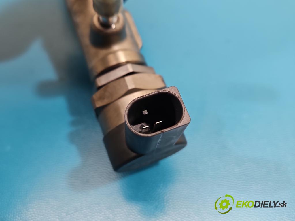 Bmw 3 F34 2013-2020 2.0d 190 HP automatic 140 kW 1999 cm3 5- lišta vstrekovacia 0445214315 (Vstrekovacia lišta)