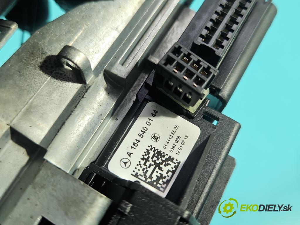 Mercedes ML W164 2005-2011 3.0 cdi 224hp automatic 165 kW 2987 cm3 5- prepínač komplex: A1645400144 (Prepínacie páčky pod volantom)