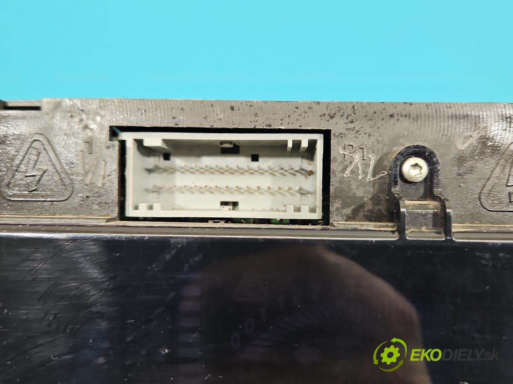 Renault Scenic II 2003-2009 1.6 16V 113 HP manual 83 kW 1598 cm3 5- prístrojovka/ budíky P8200365607D (Prístrojová doska)