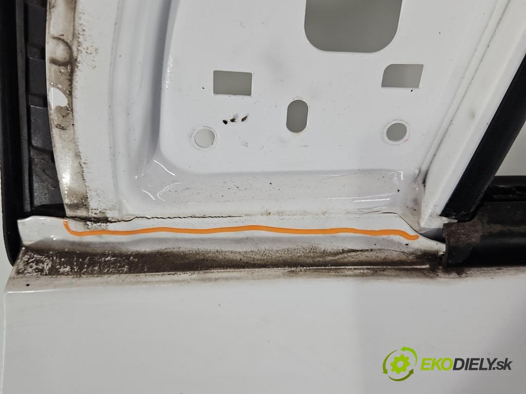 Kia Picanto III  17- 1.2 MPI 84KM manual 61.8 kW 1197 cm3 5- dvere predné ľavé  (Kľučka dverí ostatné)