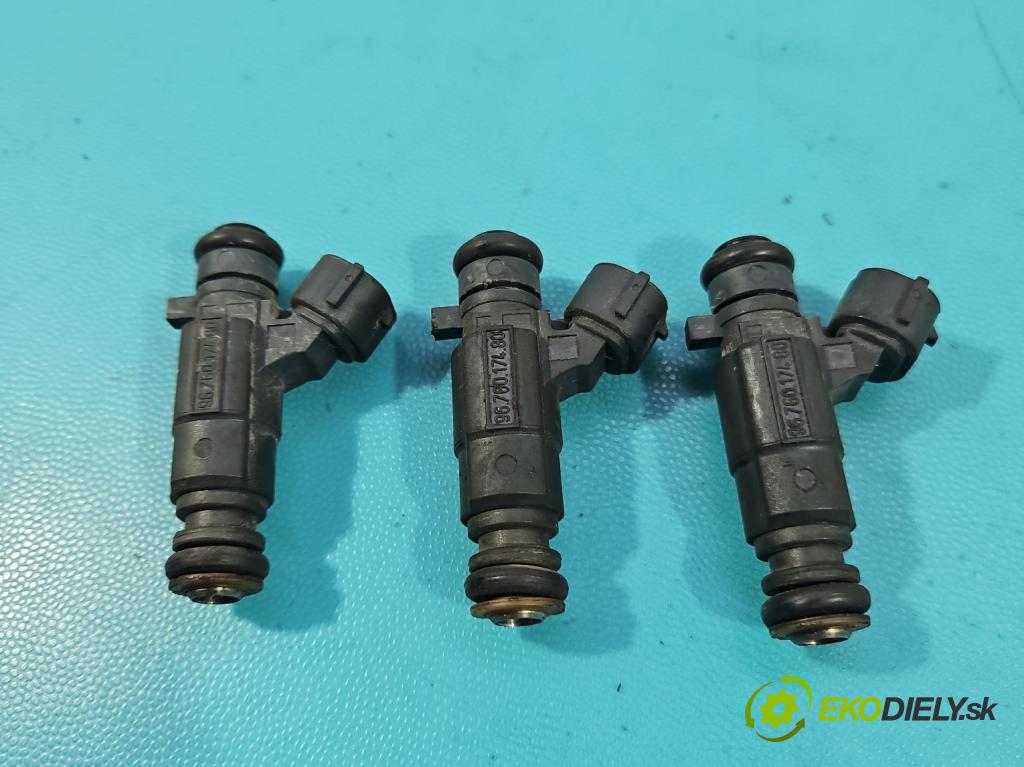 Citroen C3 II 2009-2016 1.2 Pure Tech: 82 HP manual 60 kW 1199 cm3 5- vstrek 0280157127 (Vstrekovač paliva)