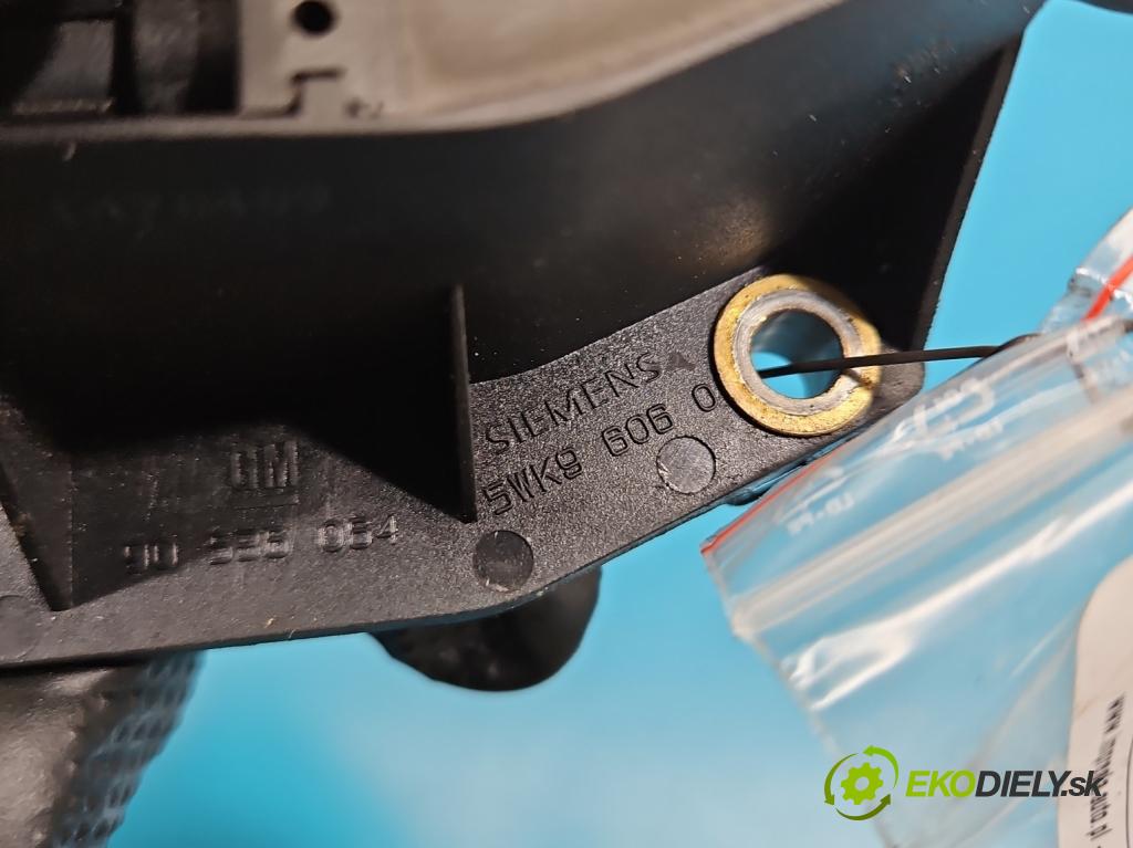 Opel Astra III 2004-2014 1.8 16V 125 HP automatic 92 kW 1796 cm3 5- snímač pozícia: válka načasovanie 5WK96060 (Snímač polohy kľukového hriadeľa)