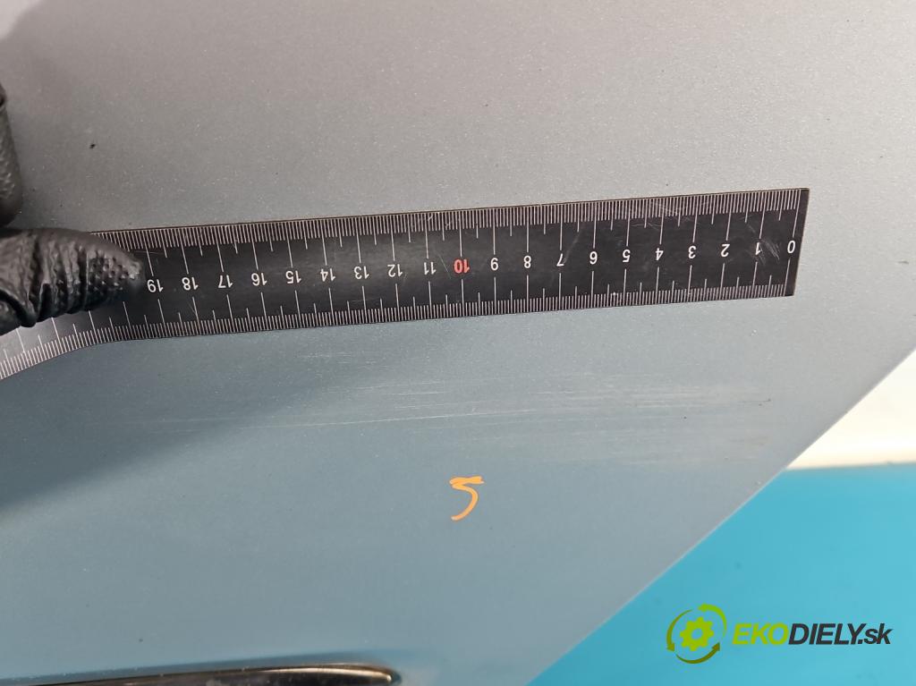 Kia Carens III  2006-2013 2.0 16V 144 HP manual 106 kW 1998 cm3 5- dvere zadné ľavé  (Kľučka dverí ostatné)
