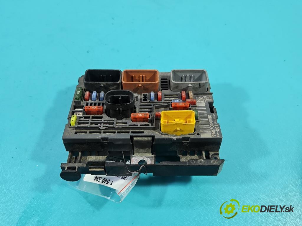 Citroen C4 Picasso I 2006-2013 1.6 hdi 109 HP manual 80 kW 1560 cm3 5- riadiaca jednotka ostatné 9667044880