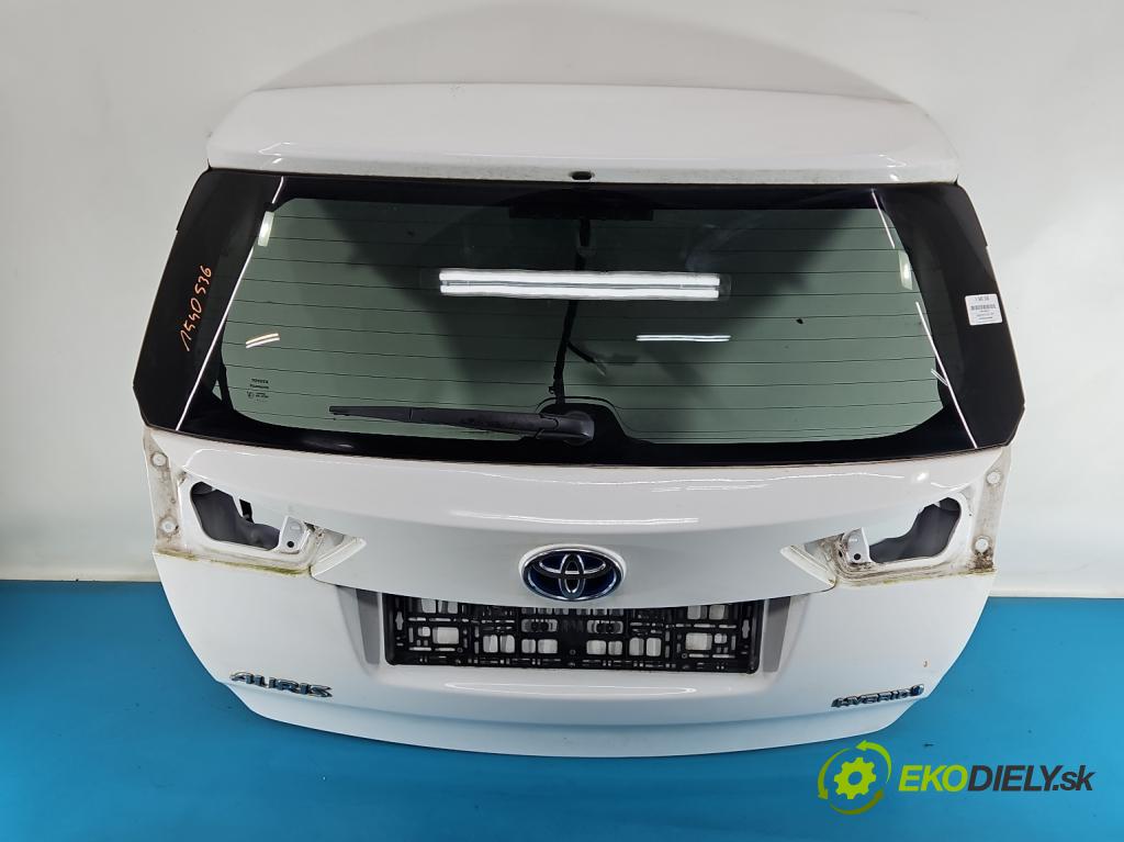 Toyota Auris II 2012-2018 1.8 hybrid 99 hp automatic 73 kW 1798 cm3 5- zadní kufrové dveře  (Zadní kapota (kufr))