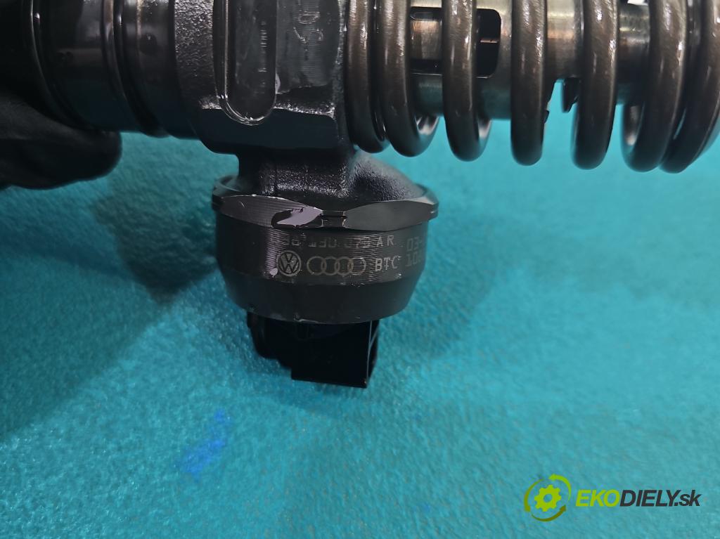 Skoda Superb I 2001-2008 1.9 tdi 131 HP manual 96 kW 1896 cm3 4- vstrekovacie čerpadlo 0414720214 (Vstrekovač paliva)