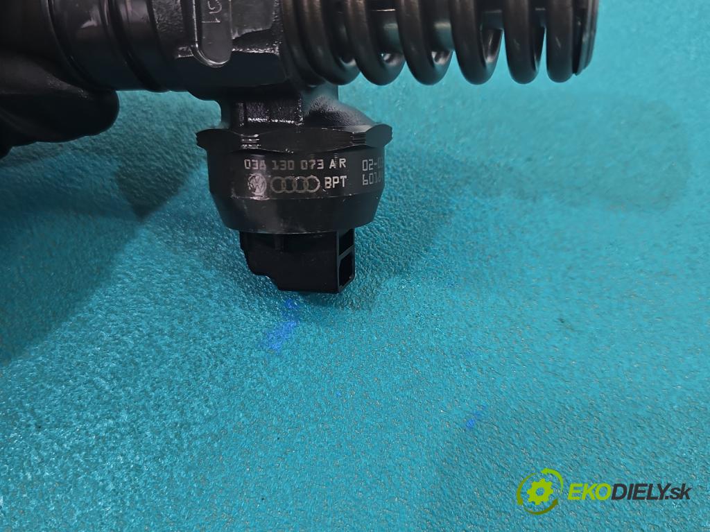 Skoda Superb I 2001-2008 1.9 tdi 131 HP manual 96 kW 1896 cm3 4- vstrekovacie čerpadlo 0414720214 (Vstrekovač paliva)