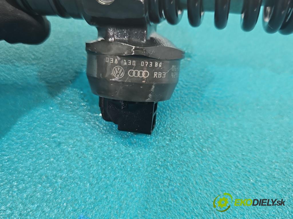 Vw Passat B6 2005-2010 2.0 tdi 140 HP manual 103 kW 1968 cm3 5- vstrekovacie čerpadlo 0414720312 (Vstrekovač paliva)