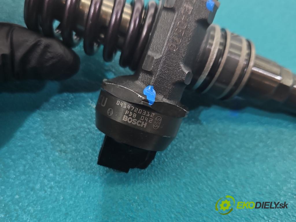 Vw Passat B6 2005-2010 2.0 tdi 140 HP manual 103 kW 1968 cm3 5- vstrekovacie čerpadlo 0414720312 (Vstrekovač paliva)