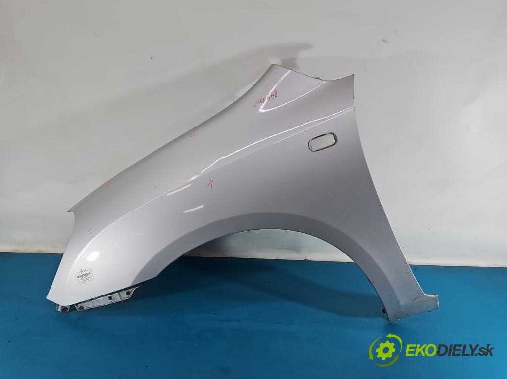 Kia Carens III 2006-2013 2.0 16V 144 hp manual 106 kW 1998 cm3 5- blatnik přední levý (Levý přední blatník)