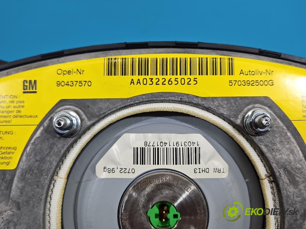 Opel Astra II 1998-2009 1.4 16V 90 HP manual 66 kW 1389 cm3 5- airbag vzduch: Řidiči:  (Airbag)