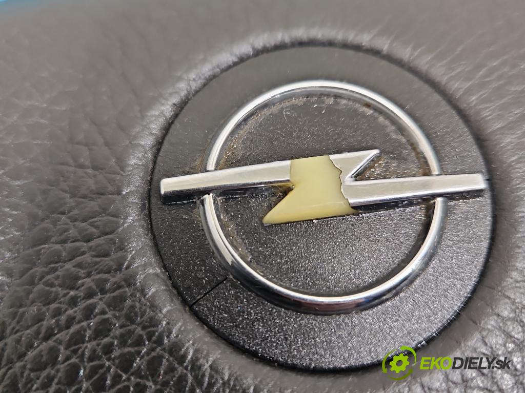 Opel Astra II 1998-2009 1.4 16V 90 HP manual 66 kW 1389 cm3 5- airbag vzduch: Řidiči:  (Airbag)