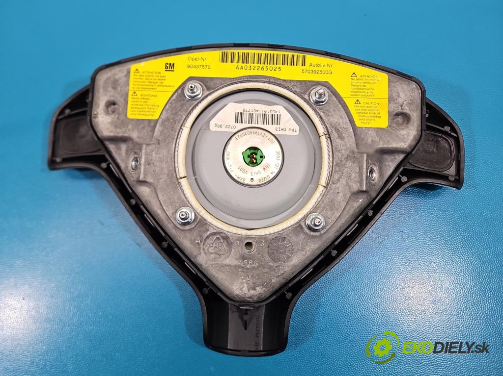 Opel Astra II 1998-2009 1.4 16V 90 HP manual 66 kW 1389 cm3 5- airbag vzduch: Řidiči:  (Airbag)