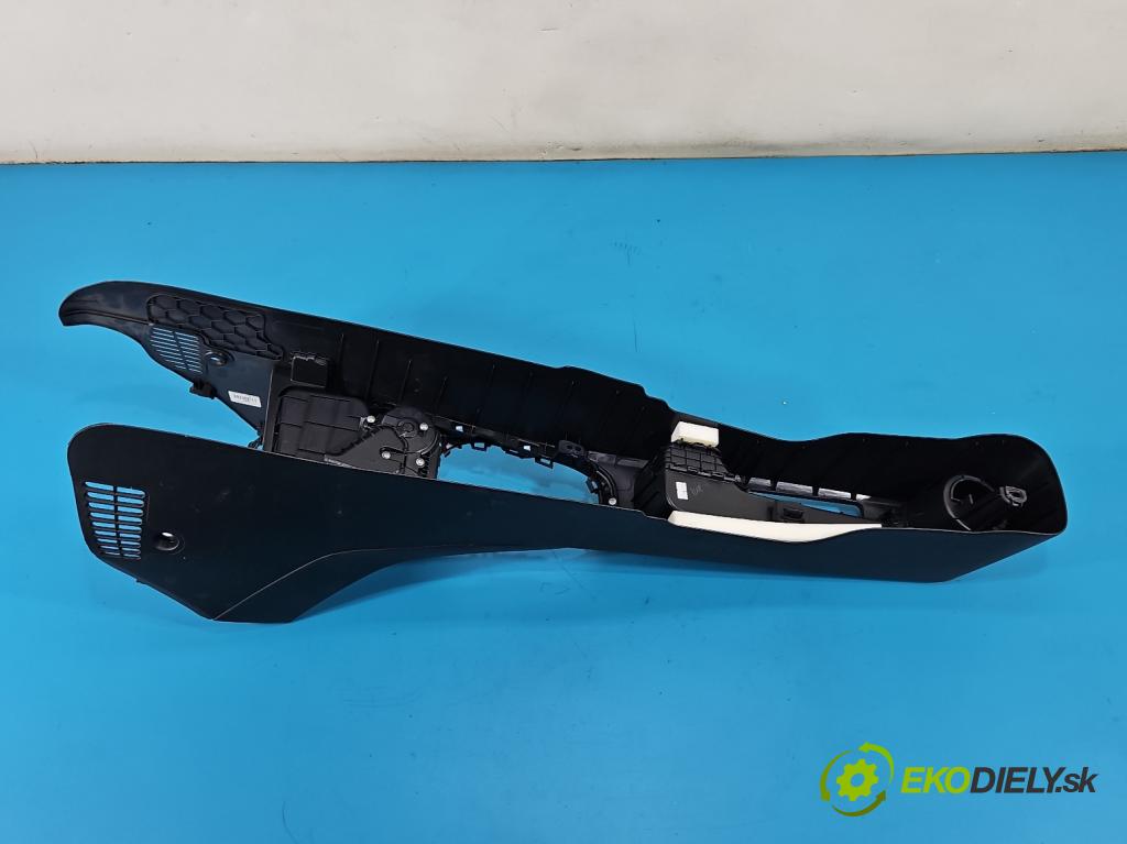 Kia Picanto III  17- 1.2 MPI 84KM manual 61.8 kW 1197 cm3 5- operadlo 84626-G6010 (Lakťová opierka)