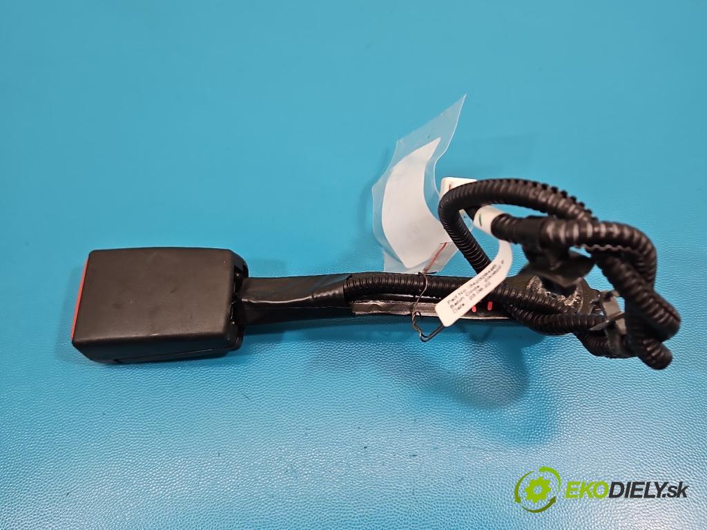 Kia Picanto III  17- 1.2 MPI 84KM manual 61.8 kW 1197 cm3 5- pas bezpečnosť: predné pravý 88830-G6000