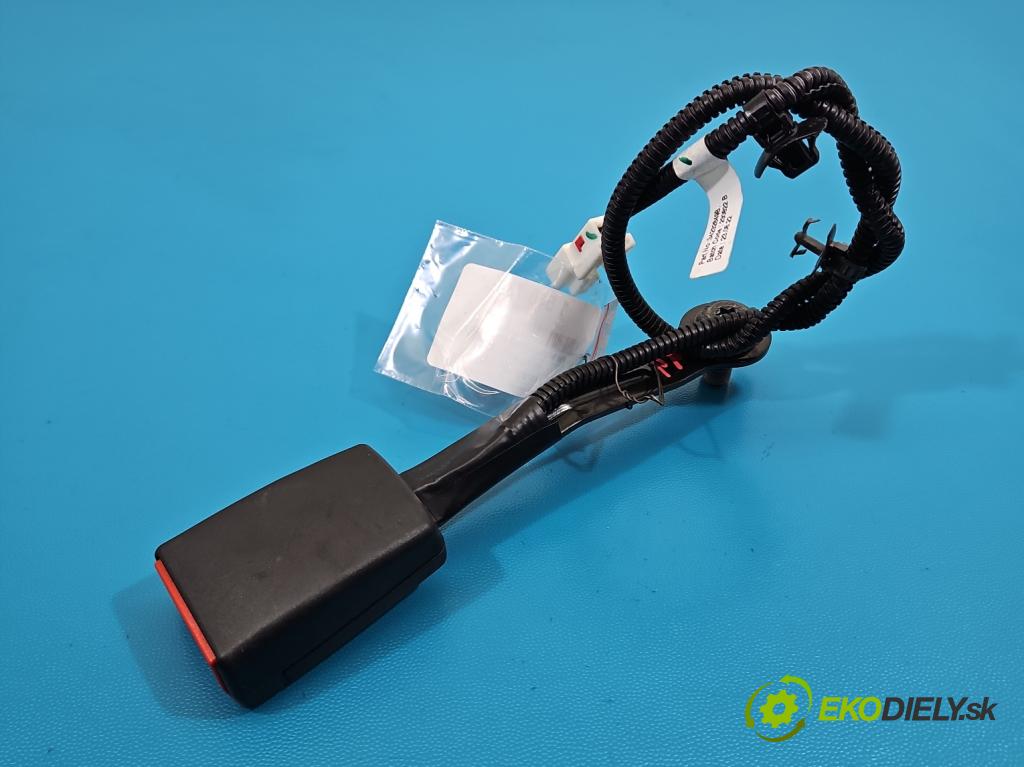 Kia Picanto III  17- 1.2 MPI 84KM manual 61.8 kW 1197 cm3 5- pas bezpečnosť: predné pravý 88830-G6000