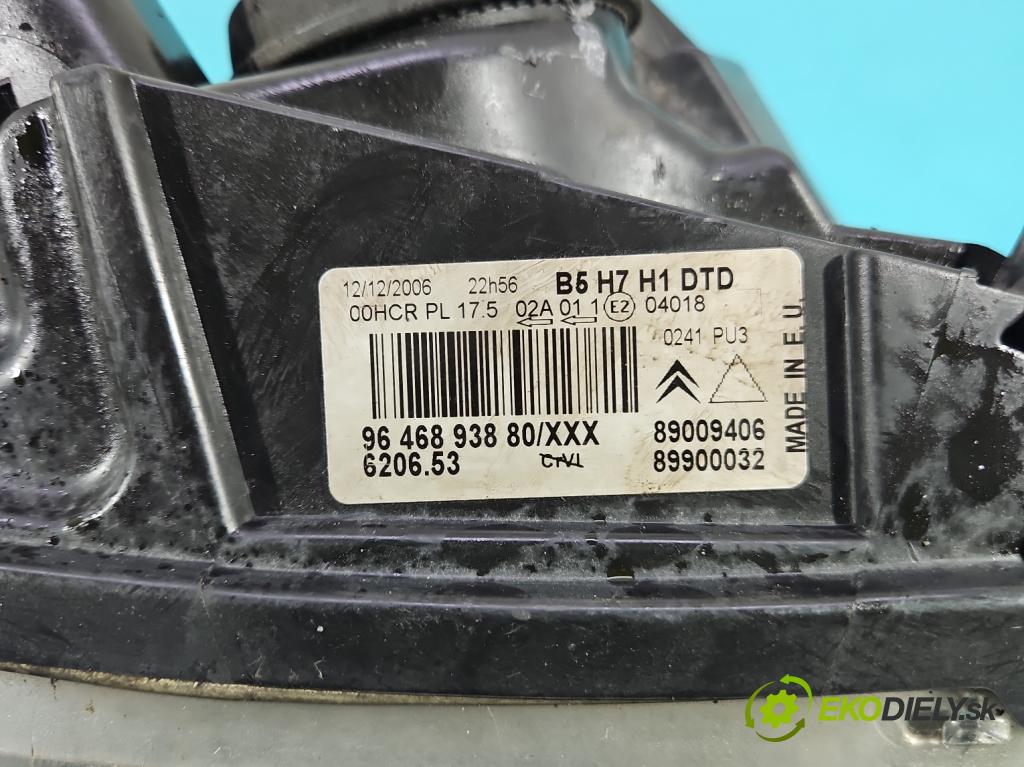Citroen C4 I 2004-2011 1.6 16V 109 HP manual 80 kW 1587 cm3 5- Reflektor: pravý 9646893880 (Svetlo predné pravé)