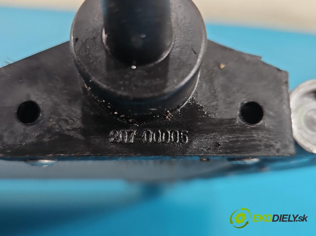 Citroen C4 I 2004-2011 1.6 16V 109 HP manual 80 kW 1587 cm3 5- chladič klimatizácie  (Chladič klimatizácie)