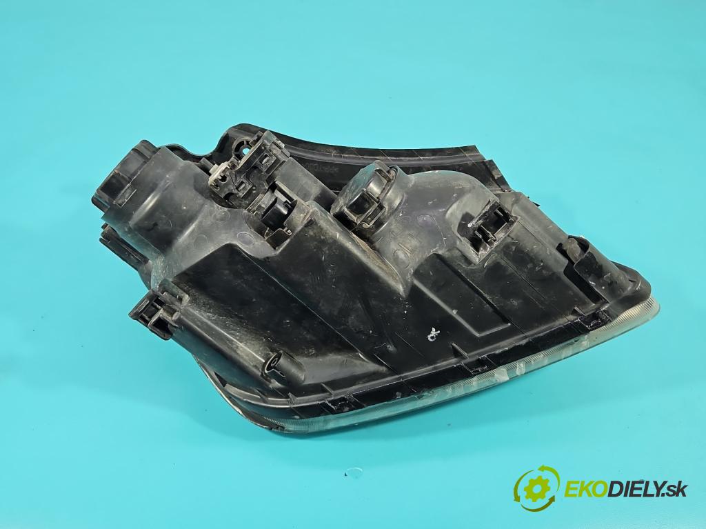 Kia Carens III  2006-2013 2.0 16V 144 HP manual 106 kW 1998 cm3 5- Reflektor: ľavý  (Kľučka dverí ostatné)