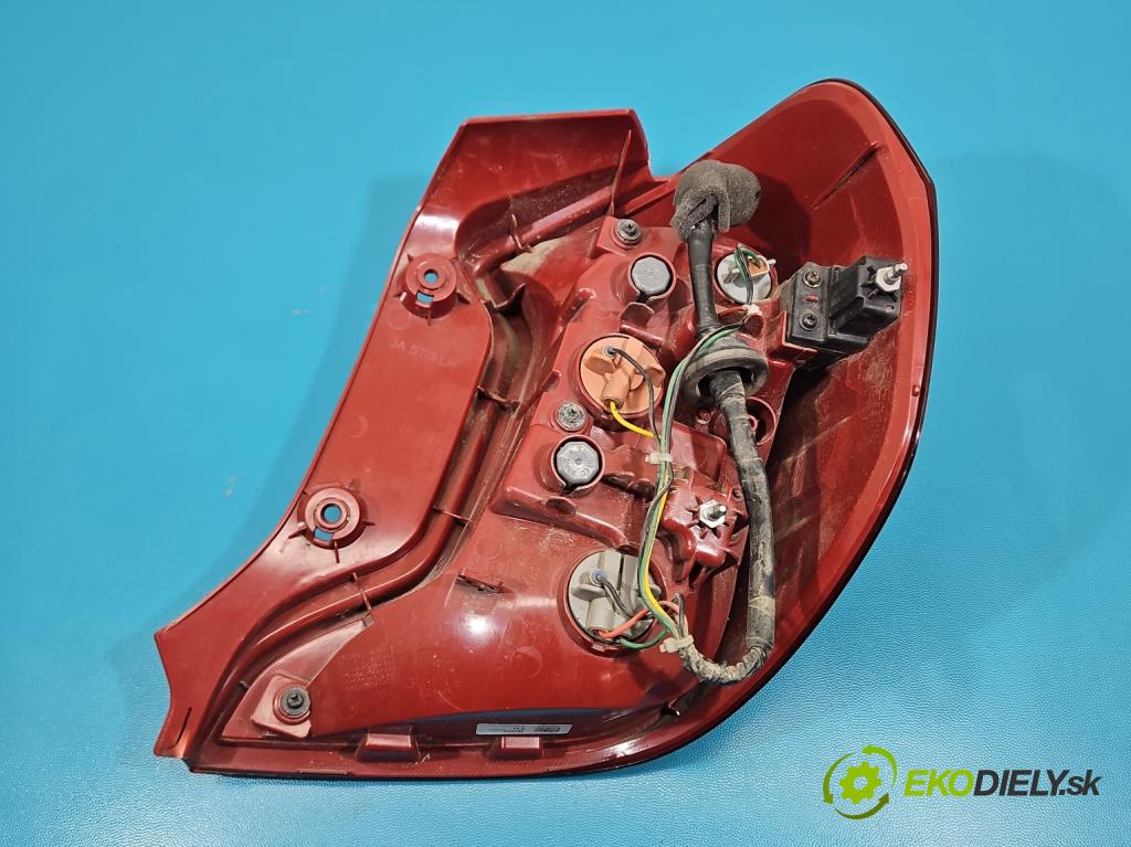 Kia Picanto III  17- 1.2 MPI 84KM manual 61.8 kW 1197 cm3 5- svetlo / reflektor zadné ľavé 92401G6000 (Kľučka dverí ostatné)