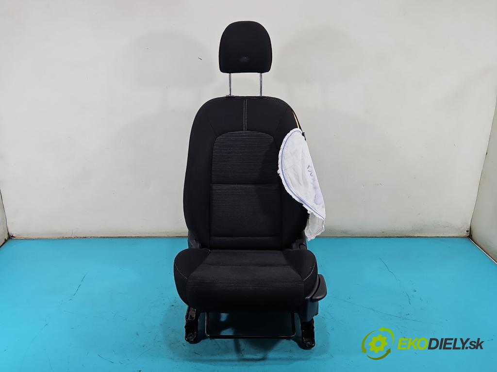 Kia Picanto III  17- 1.2 MPI 84KM manual 61.8 kW 1197 cm3 5- Sedačka ľavý  (Sedadlo)