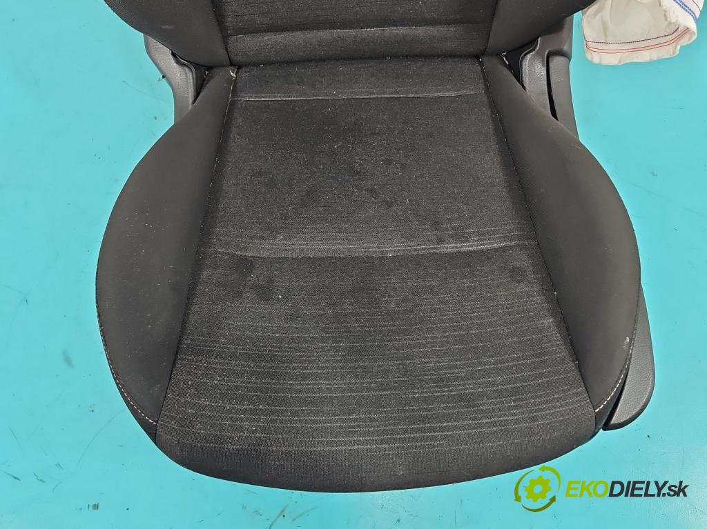 Kia Picanto III 17- 1.2 MPI 84KM manual 61.8 kW 1197 cm3 5- Sedačka ľavý (Sedadlo)