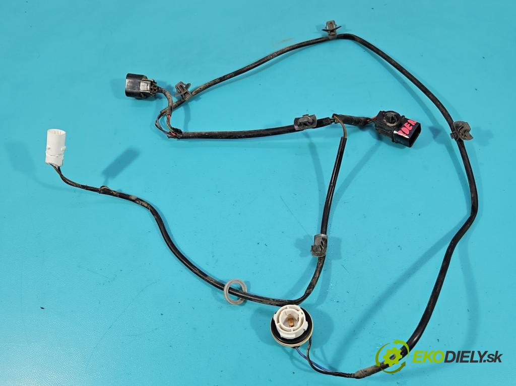 Kia Picanto III  17- 1.2 MPI 84KM manual 61.8 kW 1197 cm3 5- Balíček: nárazníku zadní