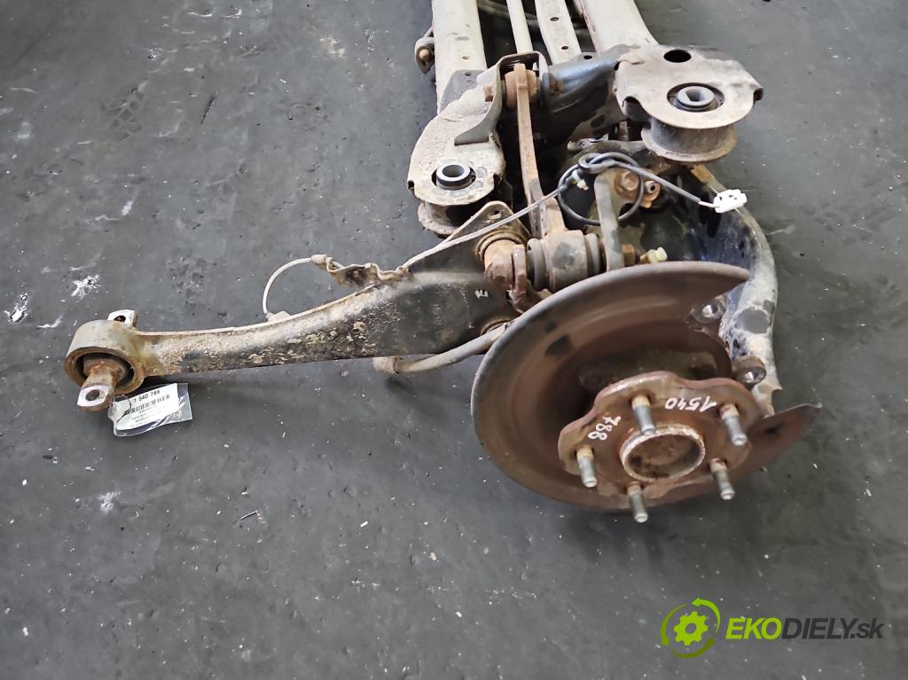 Toyota Auris II 2012-2018 1.8 hybrid 99 HP automatic 73 kW 1798 cm3 5- zadna výstuha  (Výstuha zadná)