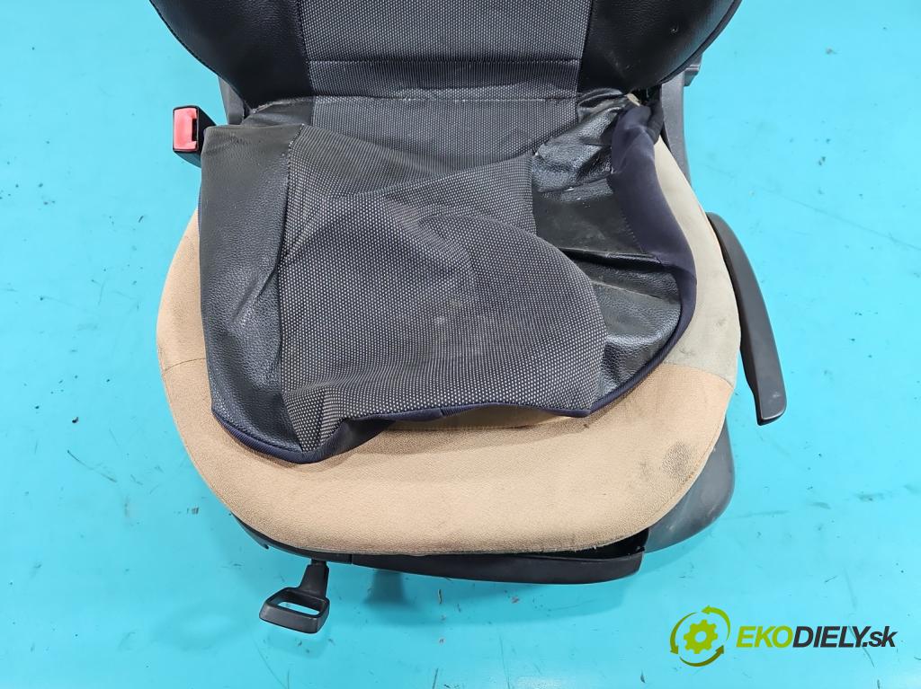 Skoda Fabia I 1999-2007 1.4 16V 101 HP manual 74 kW 1390 cm3 5- Sedačka ľavý  (Sedadlo)