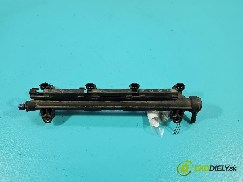 Skoda Fabia I 1999-2007 1.4 16V 101 HP manual 74 kW 1390 cm3 5- vstrek 036906031L (Vstrekovač paliva)