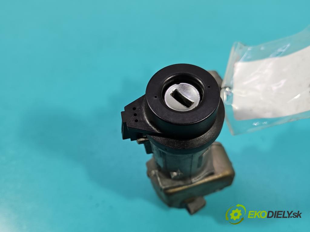 Vw Polo IV 9N 2001-2009 1.4 16V 80 HP manual 59 kW 1390 cm3 5- Spínačka 4B0905851Q (Spínacia skrinka)