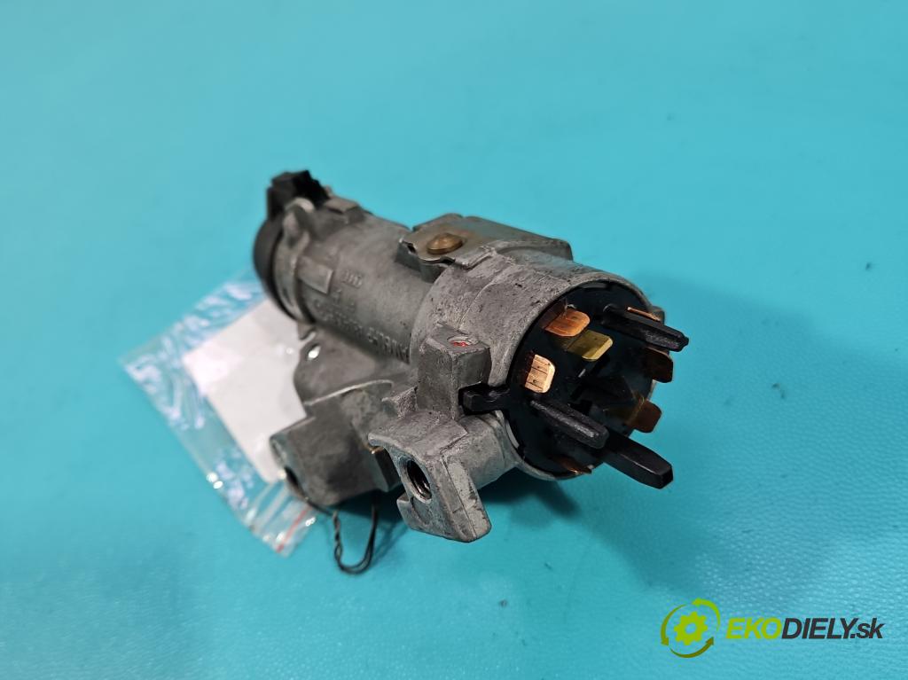 Vw Polo IV 9N 2001-2009 1.4 16V 80 HP manual 59 kW 1390 cm3 5- Spínačka 4B0905851Q (Spínacia skrinka)