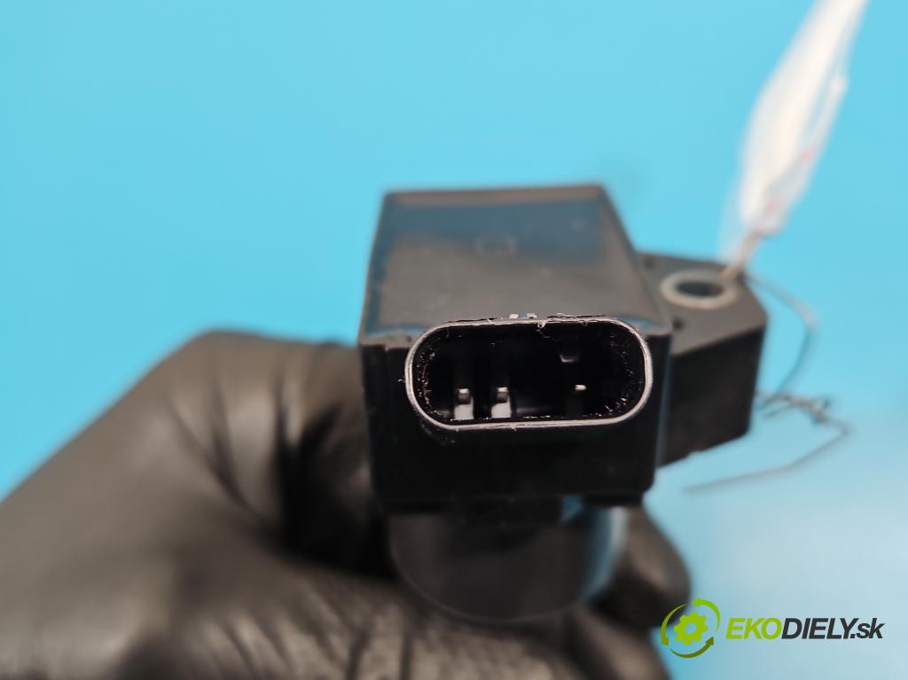 Kia Ceed III 2018- 1.5 160 HP automatic 117.5 kW 1482 cm3 5- cievka zapaľovacia 27301-08200 (Zapaľovacia cievka)