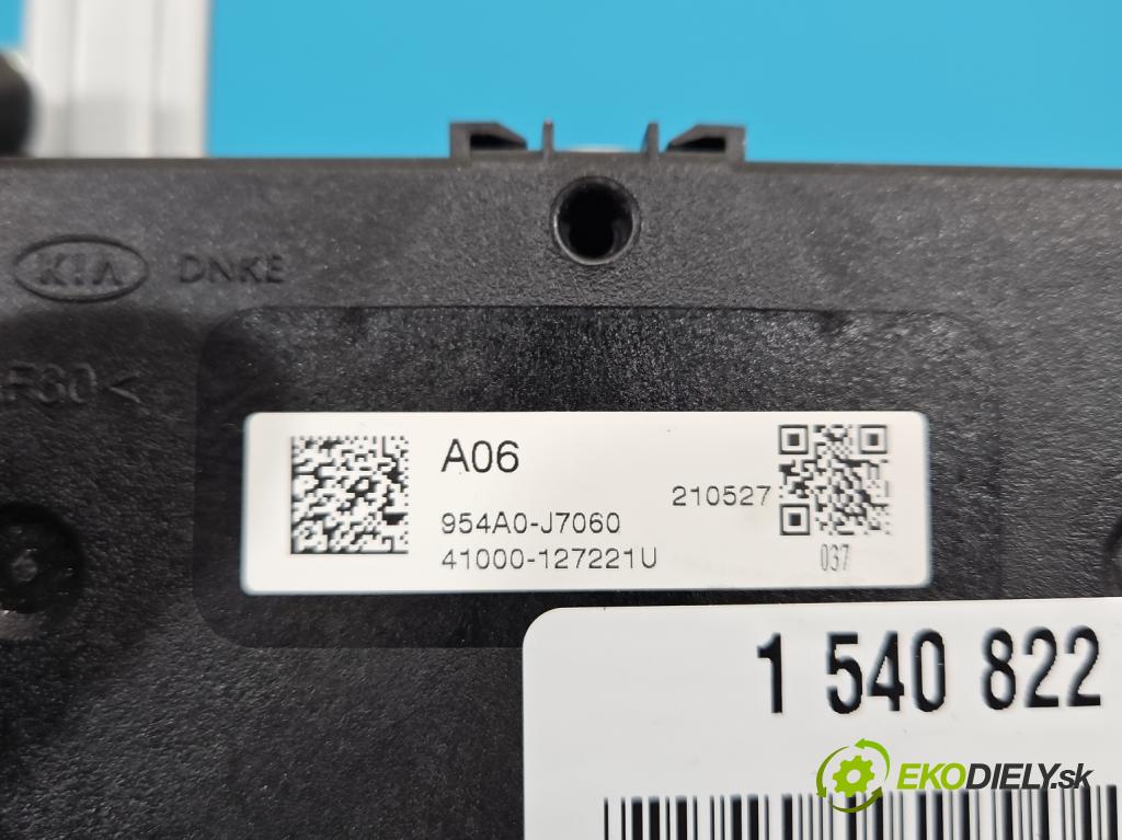 Kia Ceed III 2018- 1.5 160 HP automatic 117.5 kW 1482 cm3 5- riadiaca jednotka ostatné 954A0-J7060