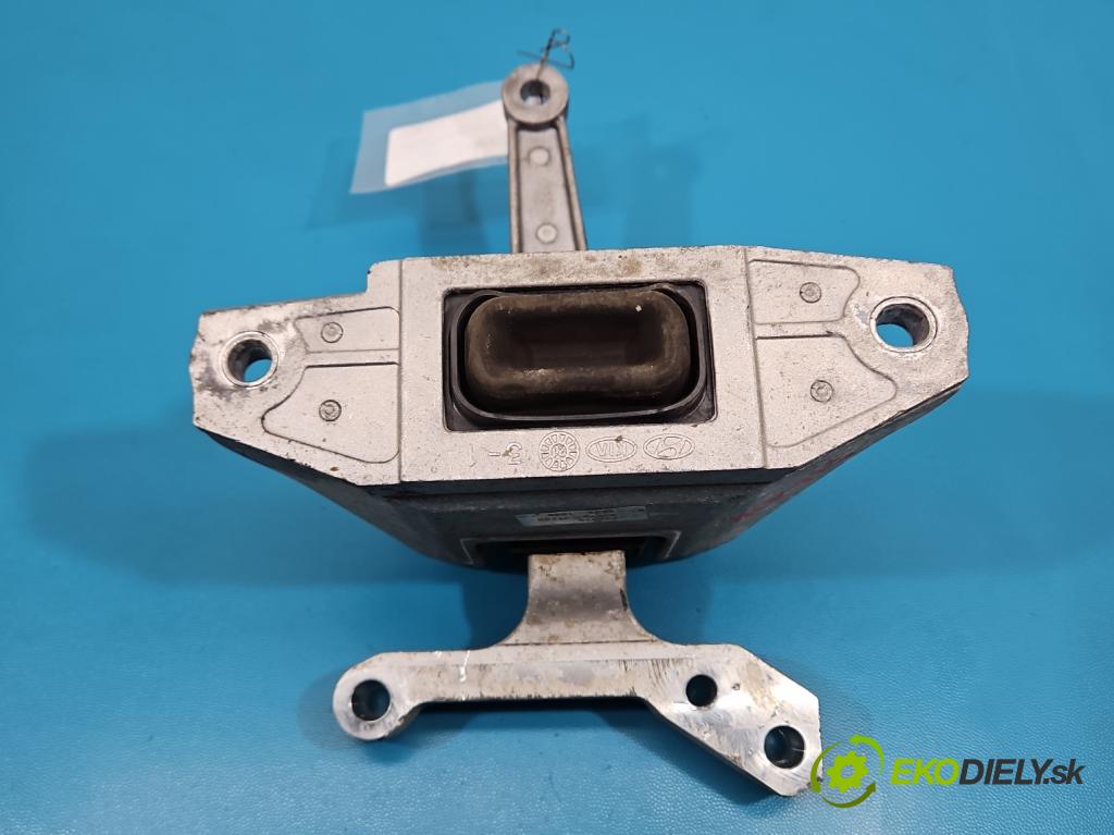 Kia Ceed III 2018- 1.5 160 hp automatic 117.5 kW 1482 cm3 5- Polštář: motoru 21810-J7200 (Držák motoru)