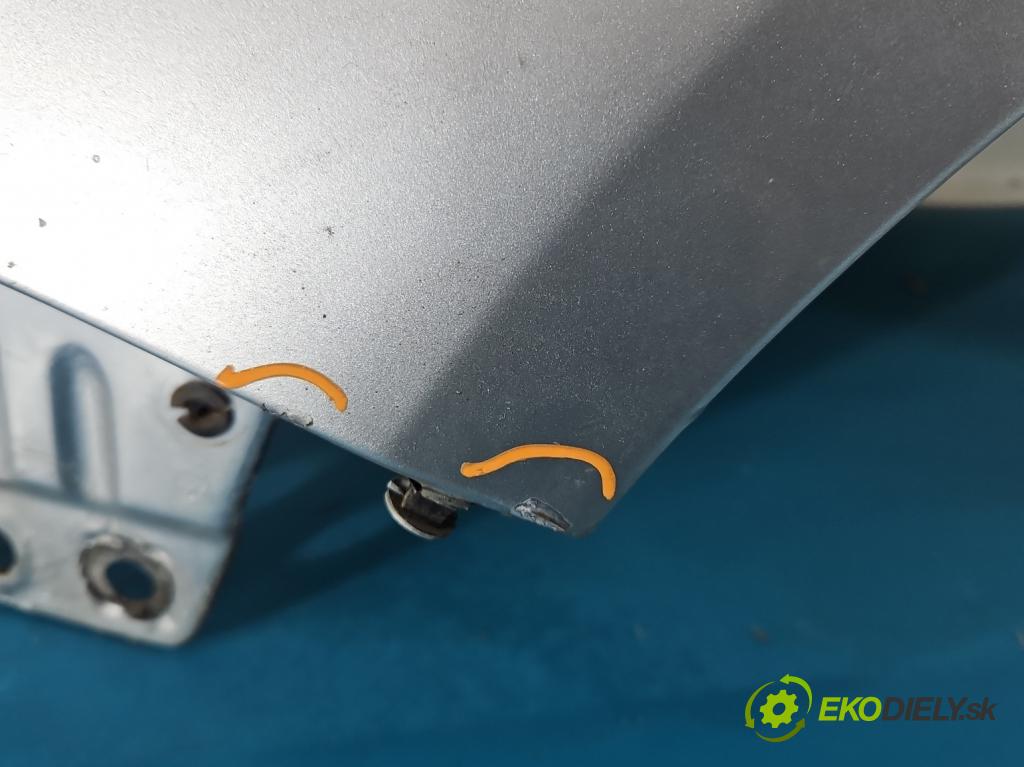 Vw Polo IV 9N 2001-2009 1.4 16V 80 hp manual 59 kW 1390 cm3 5- blatnik přední levý  (Levý přední blatník)